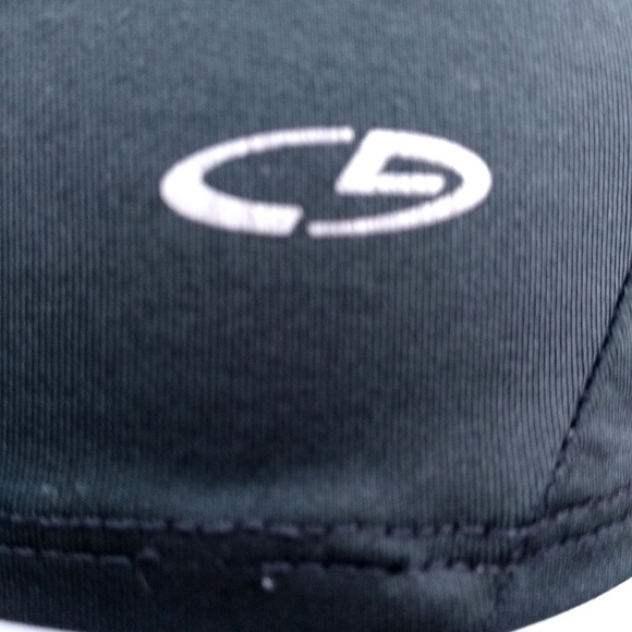 CHAMPION CG short sleeve v-neck top - Picture 3 of 6